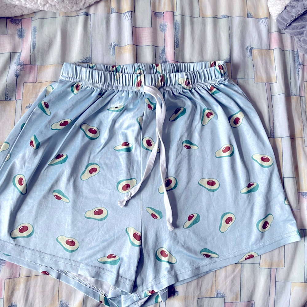Women’s avacado shorts